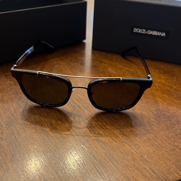 Dolce & Gabbana Sunglasses - Picture 4 of 5